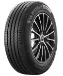Close-up of the tread Michelin Primacy 4 215/65 R17 103 V XL, S2