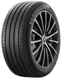 Close-up of the tread Michelin Primacy 4 245/45 R18 100 W XL, VOL