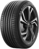 Close-up of the tread Michelin Pilot Sport 4 SUV 295/40 R21 111 Y XL