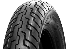 Close-up of the tread Dunlop D404 3.00-18 47 P Front TT