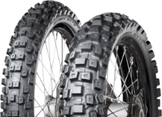 Close-up of the tread Dunlop Geomax MX71 120/80-19 63 M Rear TT NHS