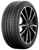 Close-up of the tread Michelin Pilot Super Sport 245/40 R21 96 Y RUN ON FLAT ZP