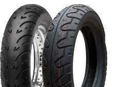 Close-up of the tread Duro DM1003 120/80-17 61 S TL M/C