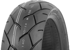 Close-up of the tread Maxxis M6128 150/70-16 68 S Rear TL M/C